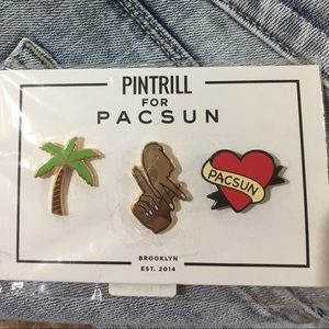 PacSun California pins NWT